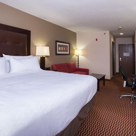 Holiday Inn Express Hartford-Newington By Ihg Екстер'єр фото