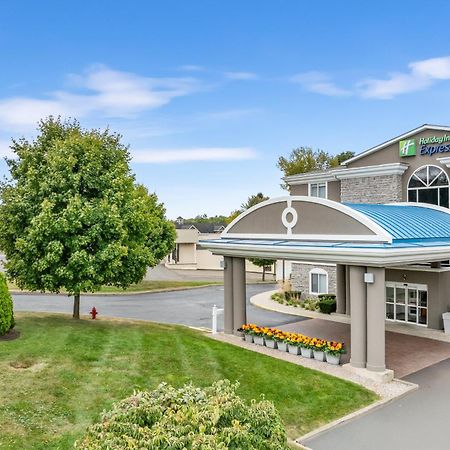 Holiday Inn Express Hartford-Newington By Ihg Екстер'єр фото