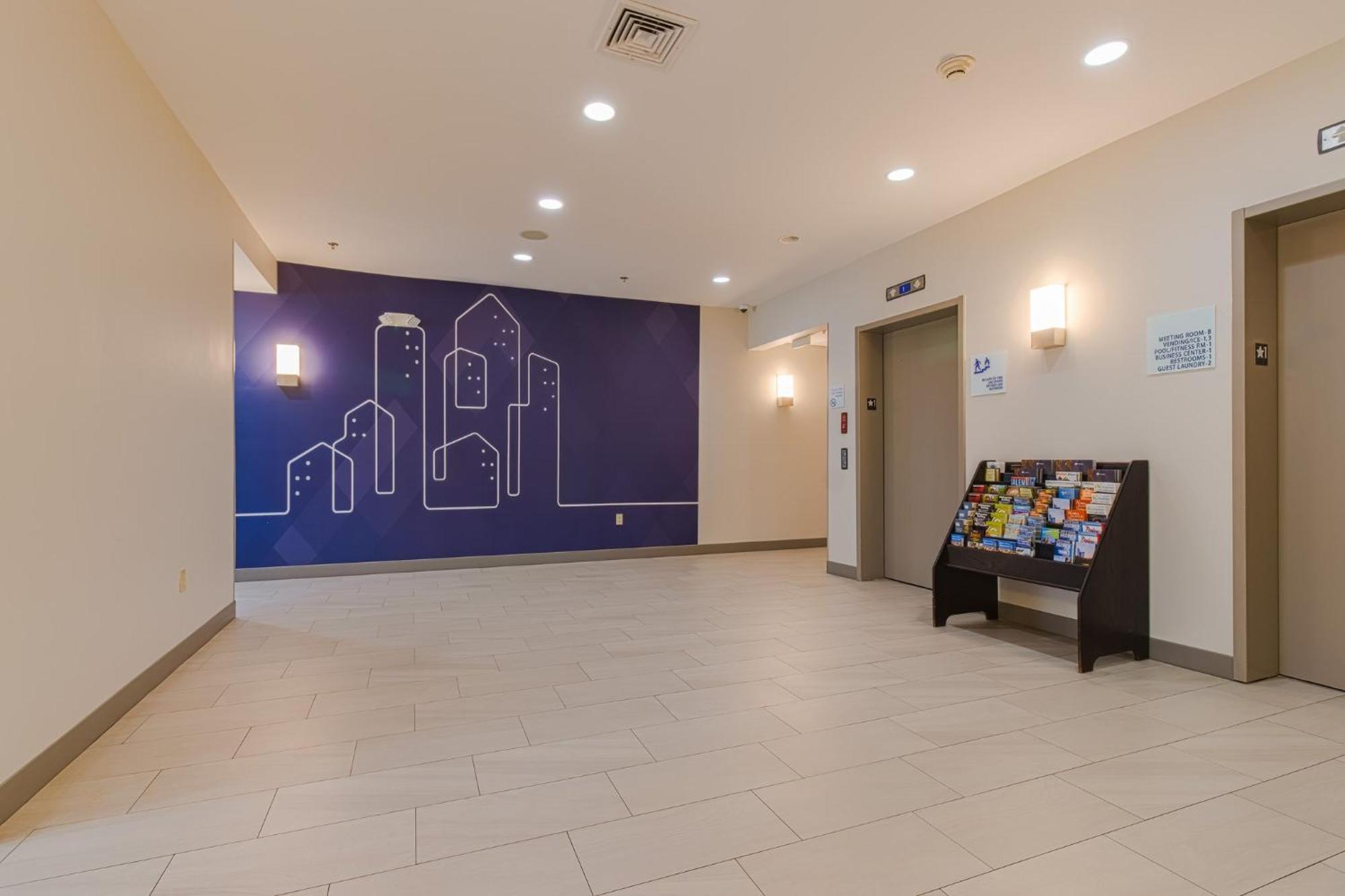 Holiday Inn Express Hartford-Newington By Ihg Екстер'єр фото