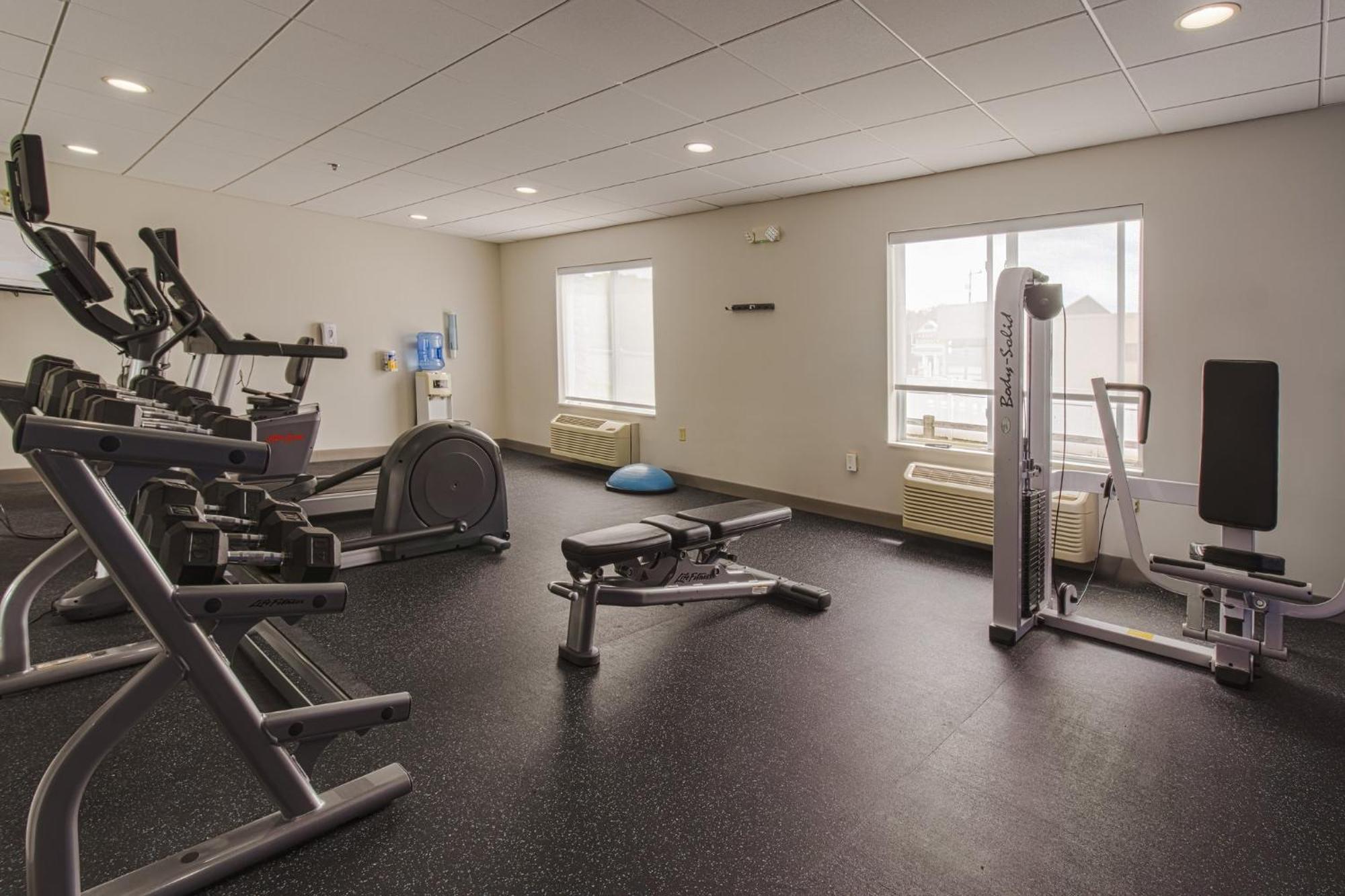 Holiday Inn Express Hartford-Newington By Ihg Екстер'єр фото