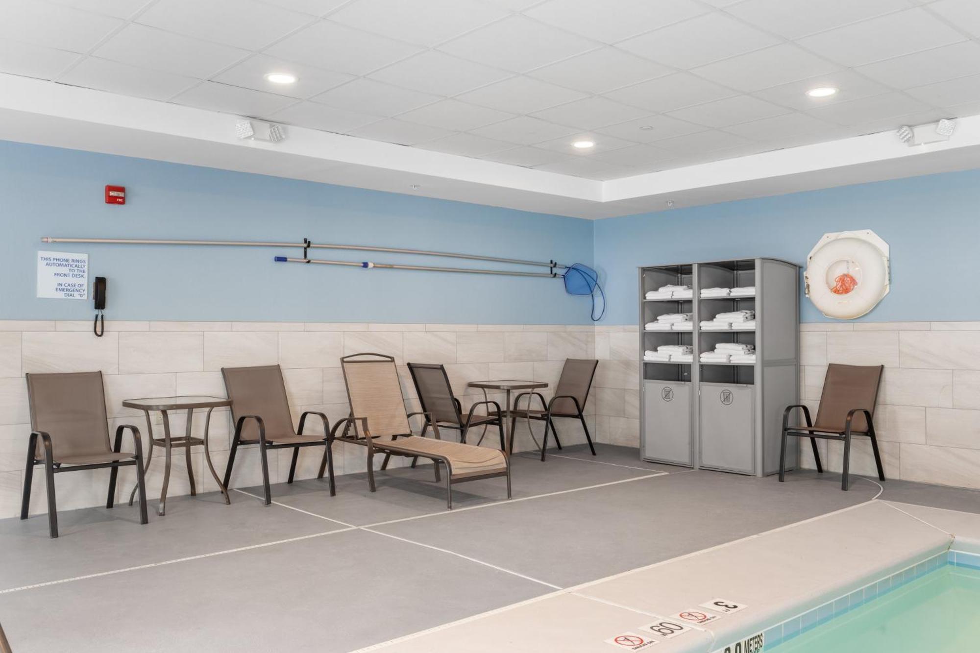 Holiday Inn Express Hartford-Newington By Ihg Екстер'єр фото